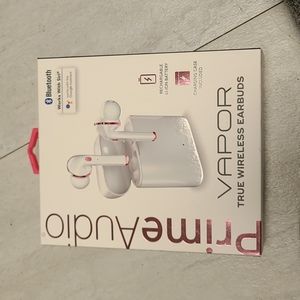 Vapor bluetooth wirless earpods with charging case Nwt